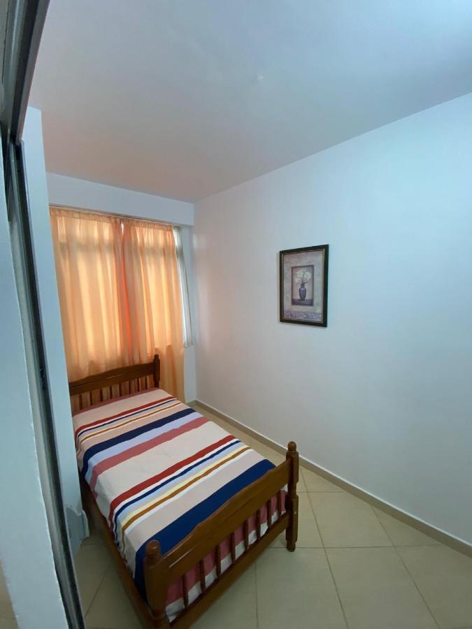 Holiday Apartaments Durres Апартаменты *